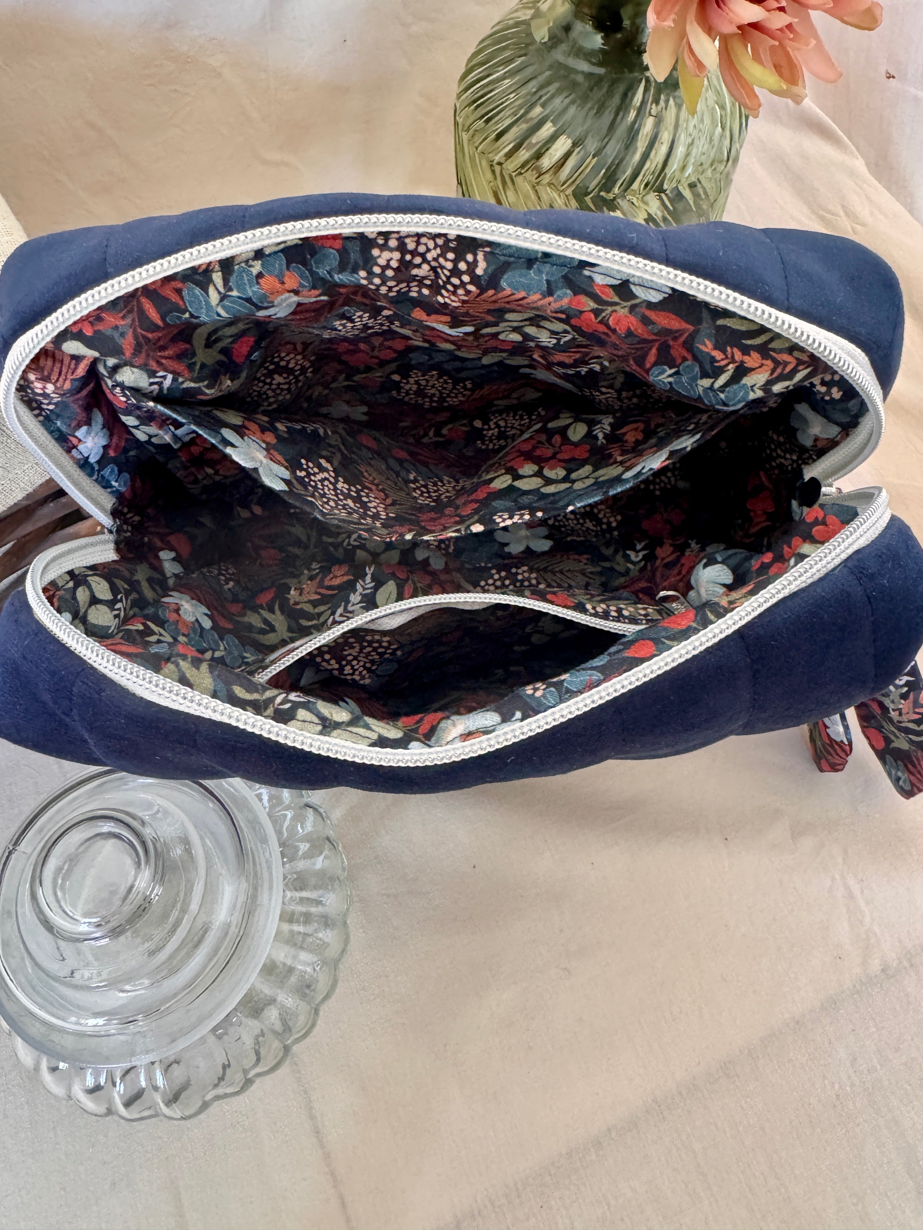 Trousse de toilette Zanzibar - Bleu de Prusse - Elégante et personnalisable